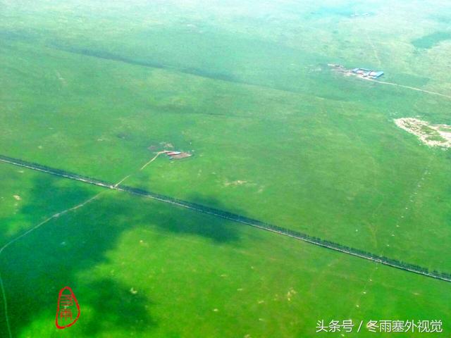 空中俯瞰呼伦贝尔大草原