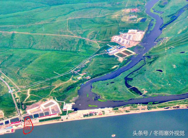 空中俯瞰呼伦贝尔大草原
