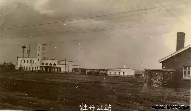 伪满时即在牡丹江市内开通的五条公交线路