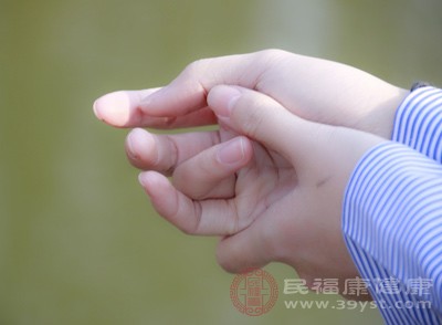 手发麻的时候你一定要想到自己的血糖是否正常