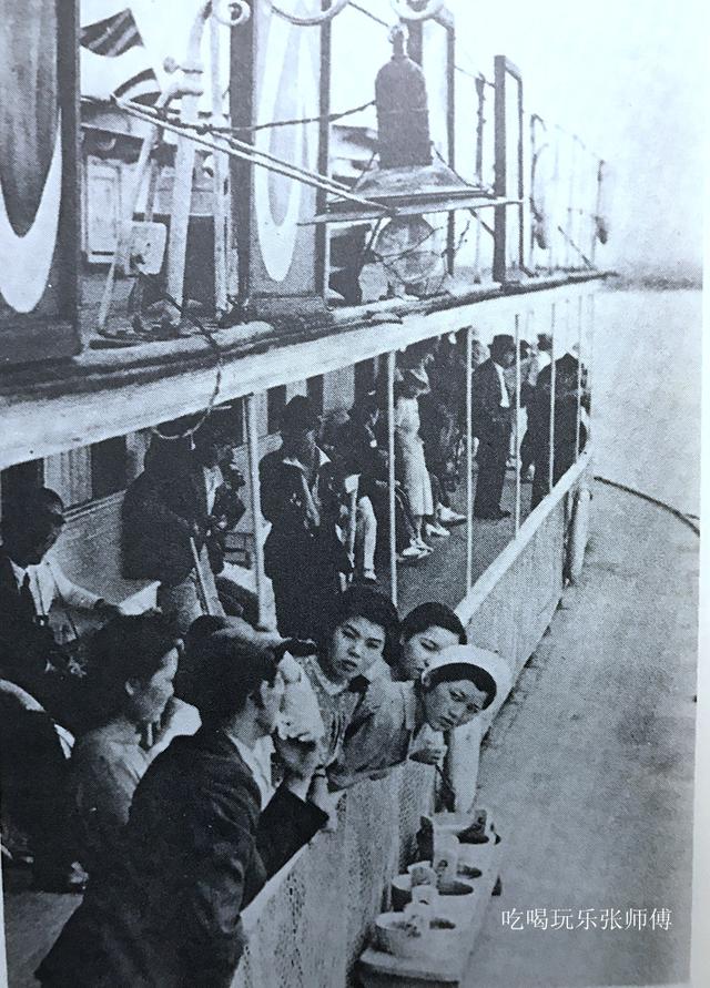 1930年的哈尔滨 生活着10万外国人 他们平时做什么