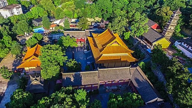 鸟瞰江城 生态宜居