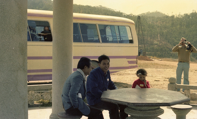 美国游客拍摄的1979年11月的深圳 - 沉默的麻雀 - 沉默的麻雀的博客