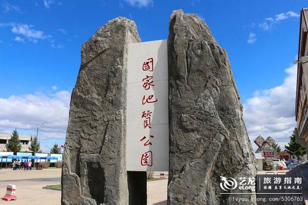 镜泊湖畔吊水楼瀑布，中国北方最壮观的熔岩塌陷瀑布