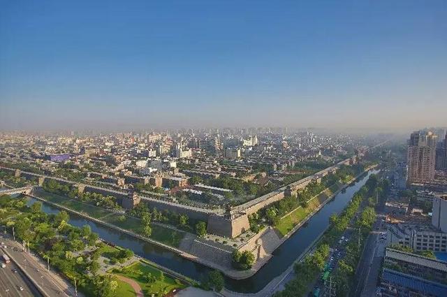 俯瞰全球10个知名城市，看到西安我惊呆了！