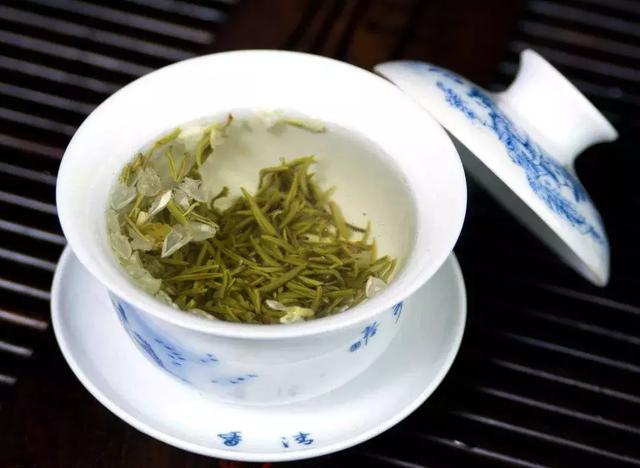 淡茶，浓情