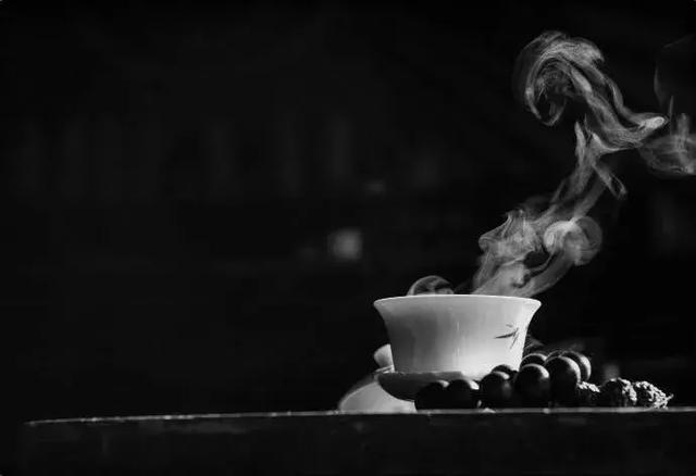 淡茶，浓情